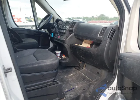 2015 Ram Promaster 1500 Low Roof из США, поврежденный, VIN 3C6TRVAG8FE520658